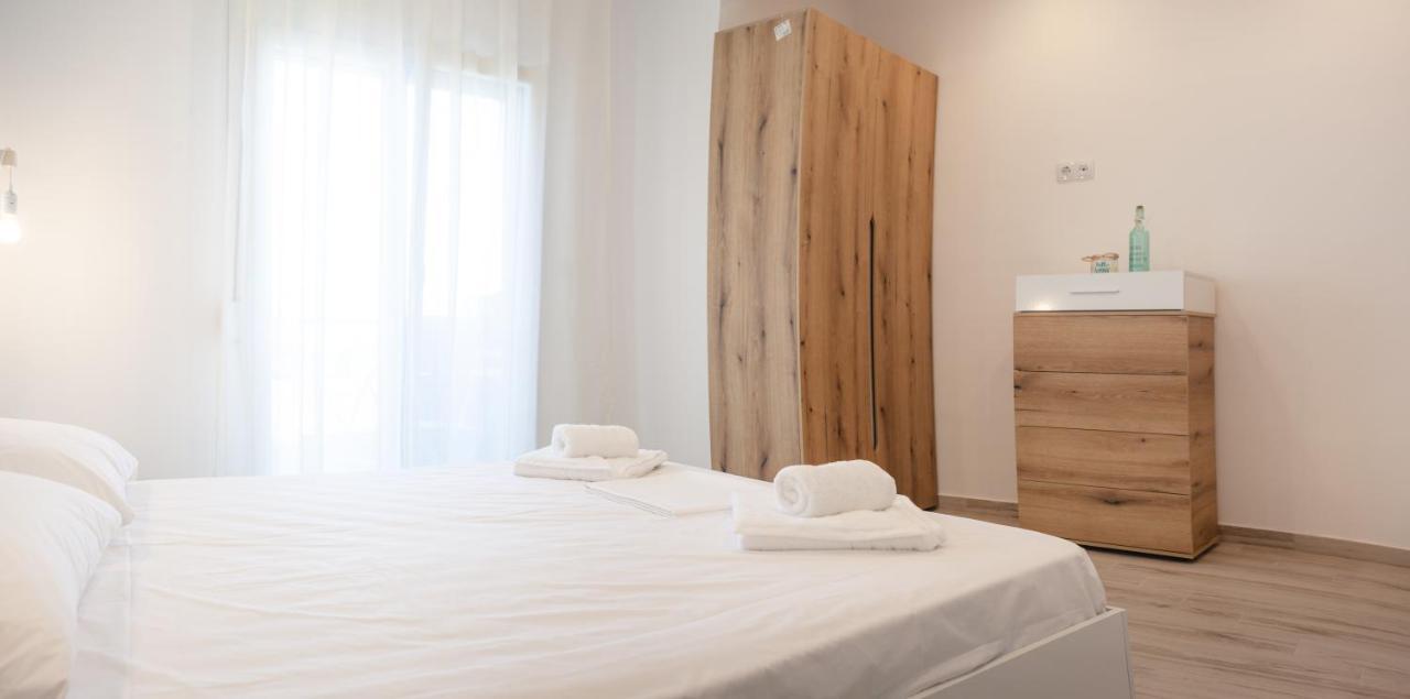 Diamanti Apartments Downtown Liménas Eksteriør bilde